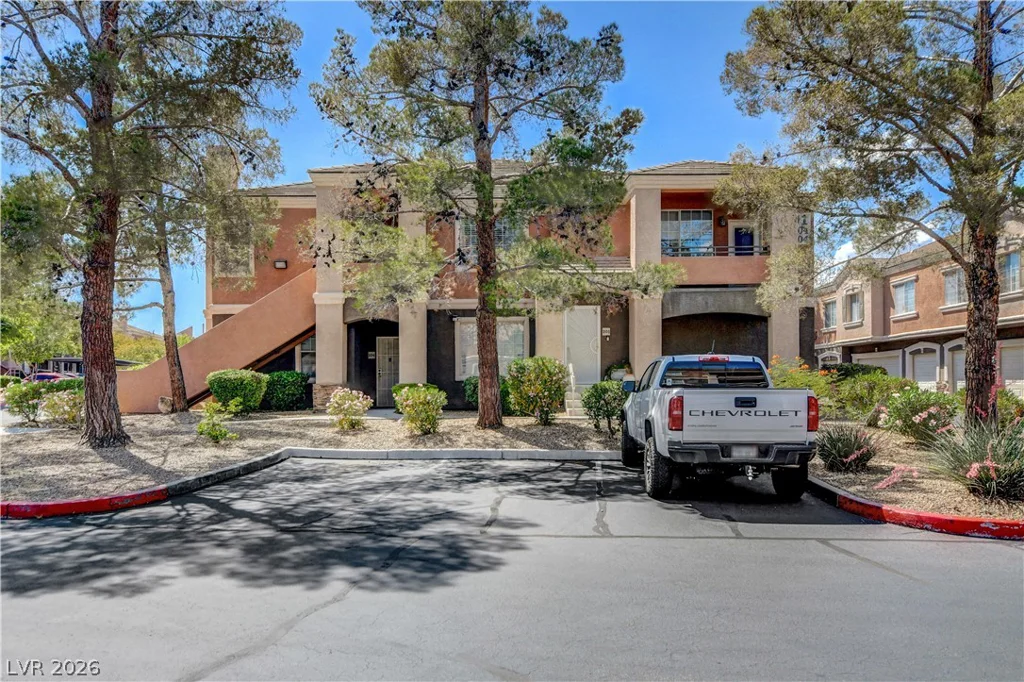 1501 Truett, Las Vegas, NV 89128