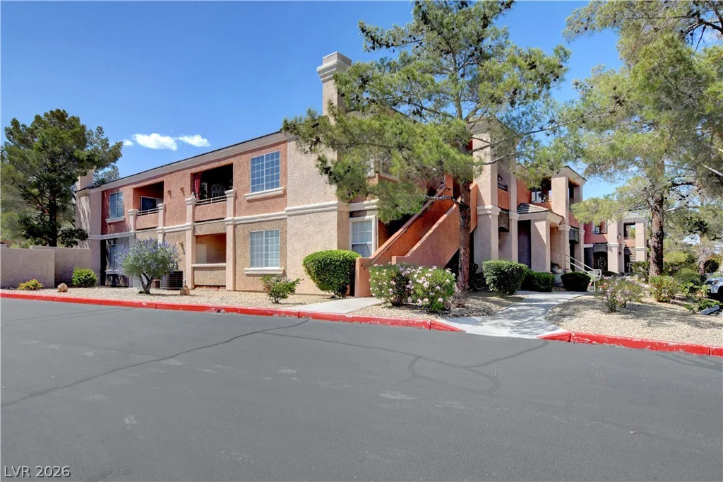 1501 Truett, Las Vegas, NV 89128