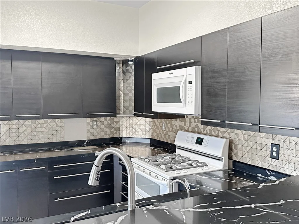 1501 Truett, Las Vegas, NV 89128