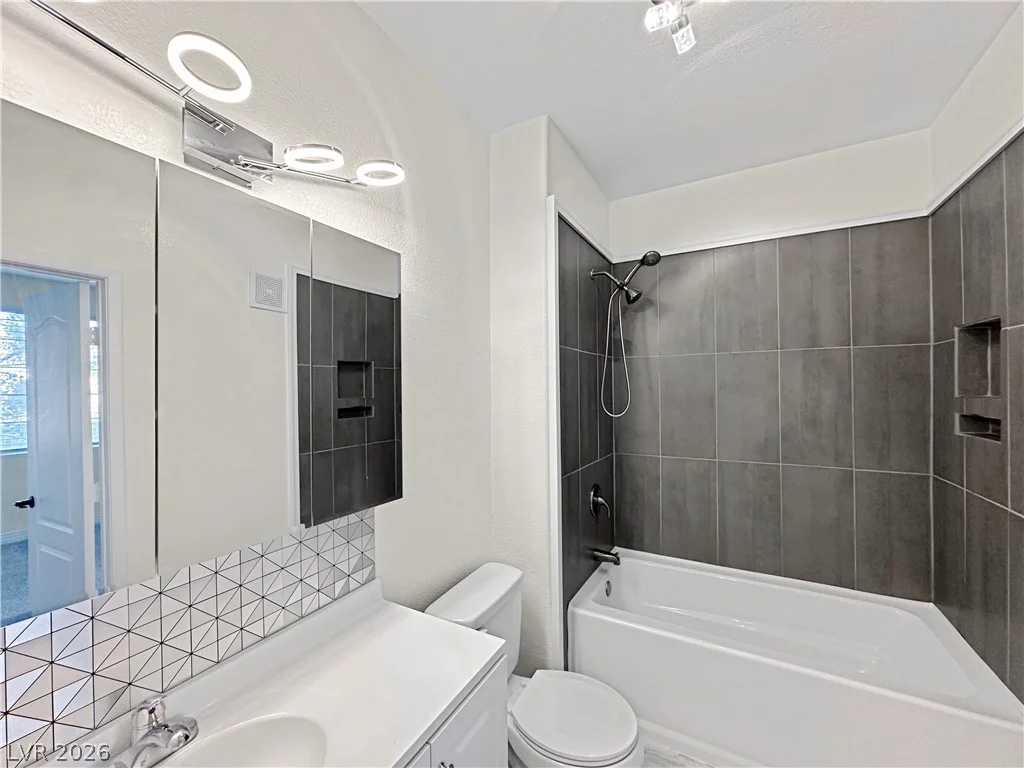 1501 Truett, Las Vegas, NV 89128