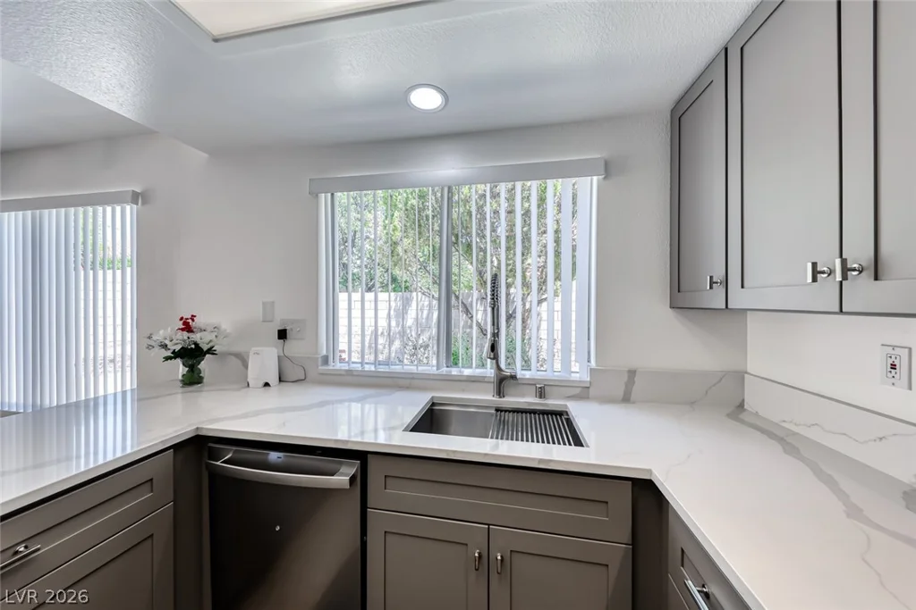 5639 Guiding Star, North Las Vegas, NV 89031
