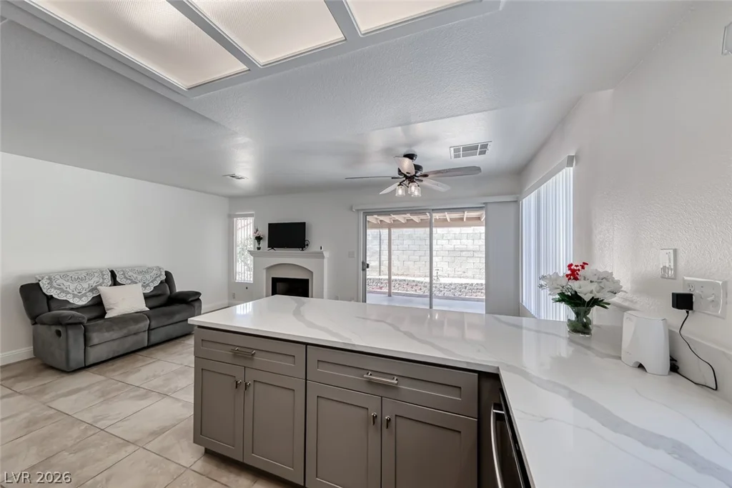 5639 Guiding Star, North Las Vegas, NV 89031