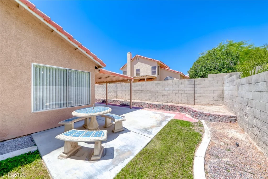5639 Guiding Star, North Las Vegas, NV 89031