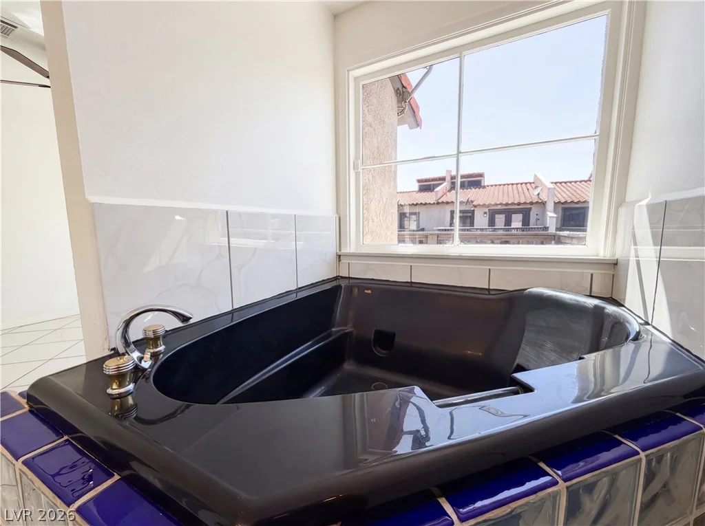 4924 Calle Del Cajon, Las Vegas, NV 89120