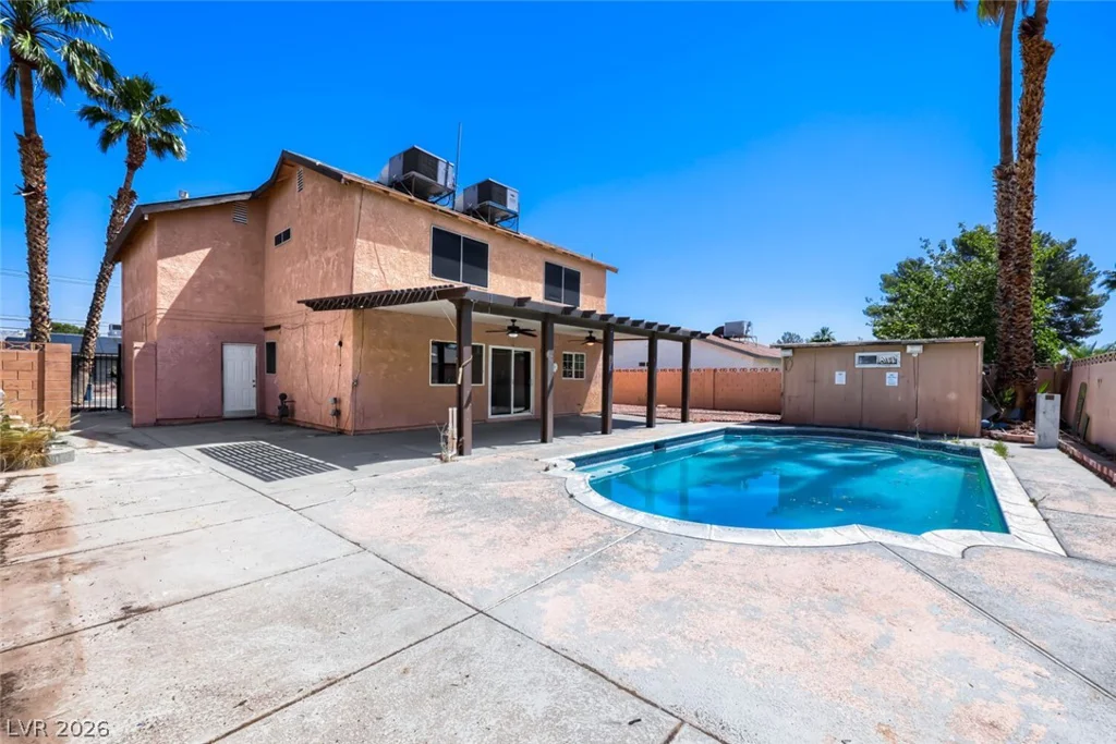 6425 Meadow Lark, Las Vegas, NV 89103