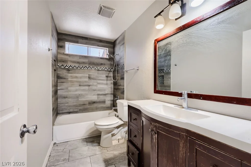 6425 Meadow Lark, Las Vegas, NV 89103