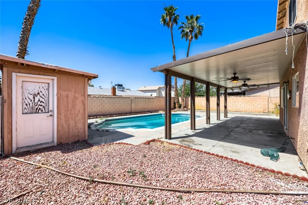 6425 Meadow Lark, Las Vegas, NV 89103