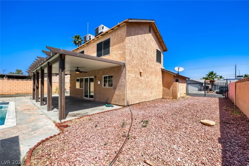 6425 Meadow Lark, Las Vegas, NV 89103