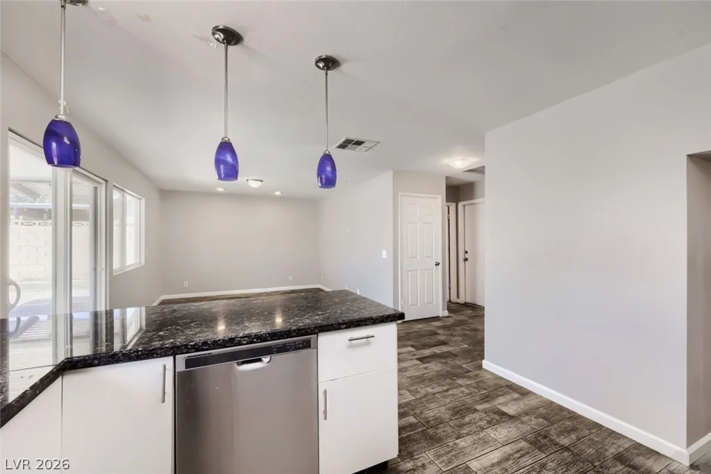 6425 Meadow Lark, Las Vegas, NV 89103
