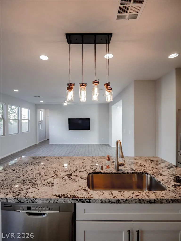 10280 Grey Pine, Las Vegas, NV 89166