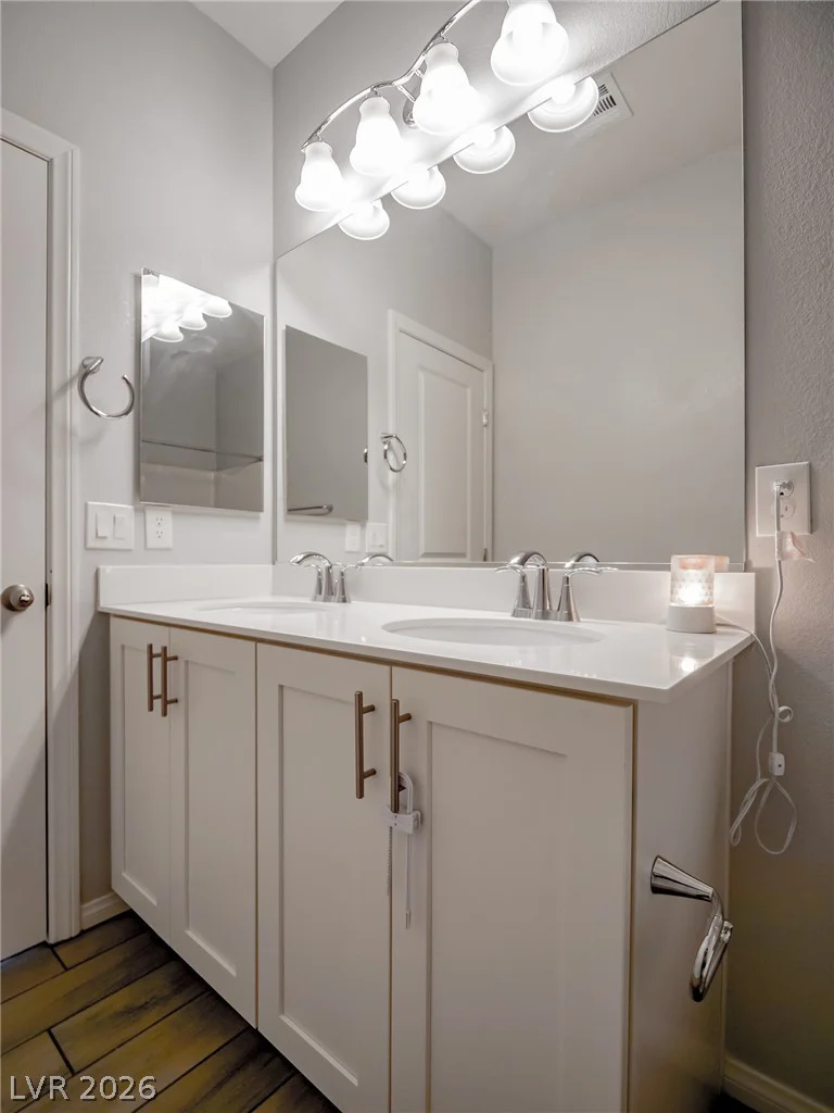 10280 Grey Pine, Las Vegas, NV 89166