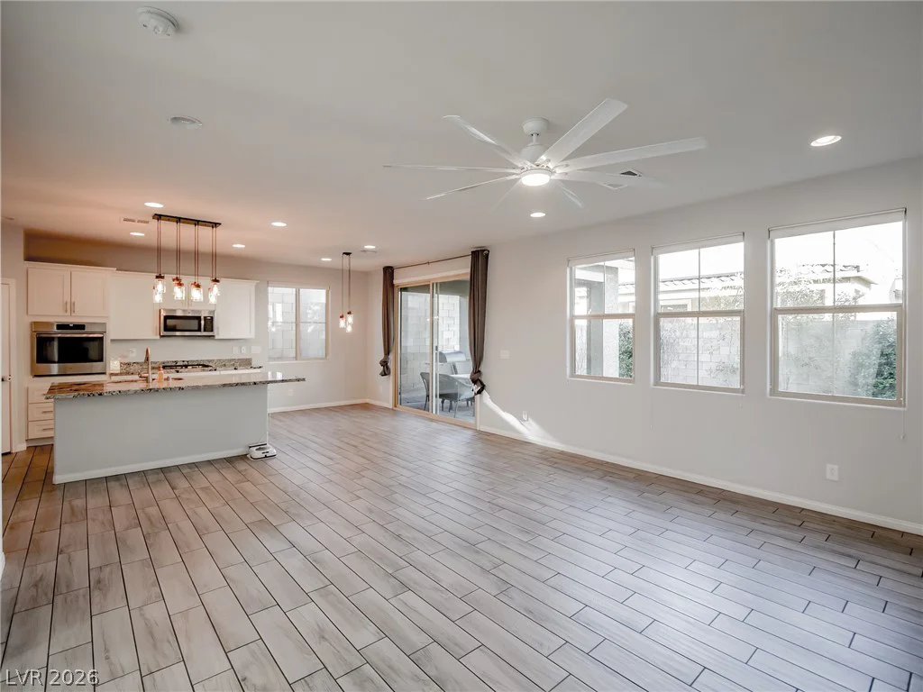 10280 Grey Pine, Las Vegas, NV 89166