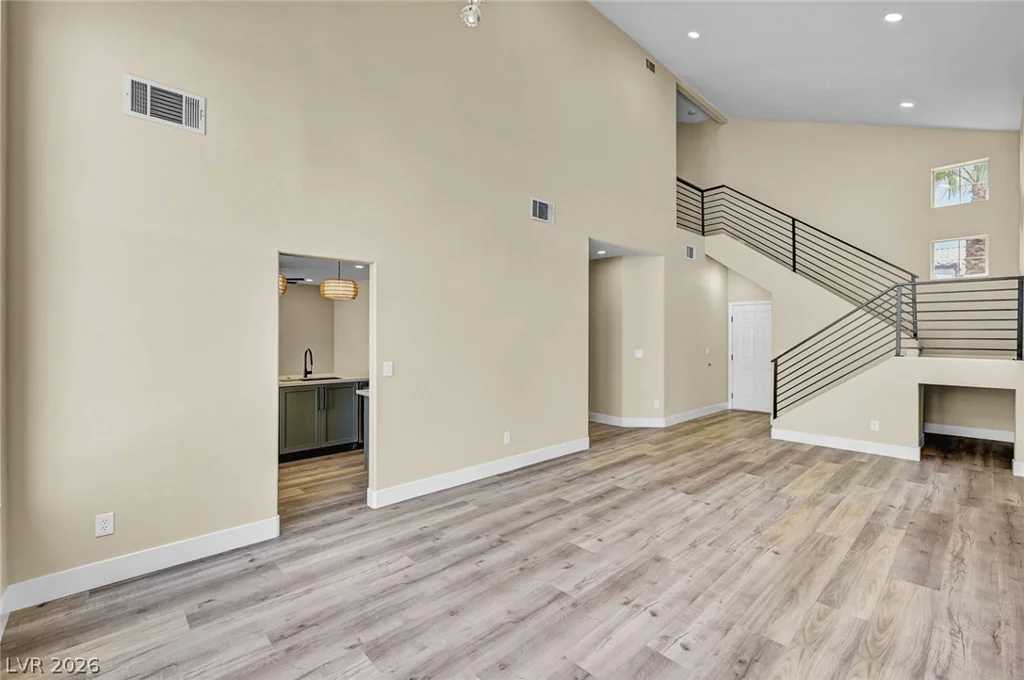 8104 Rio De Janeiro, Las Vegas, NV 89128