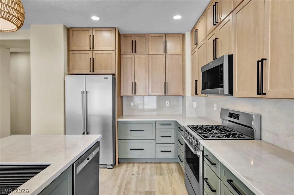 8104 Rio De Janeiro, Las Vegas, NV 89128