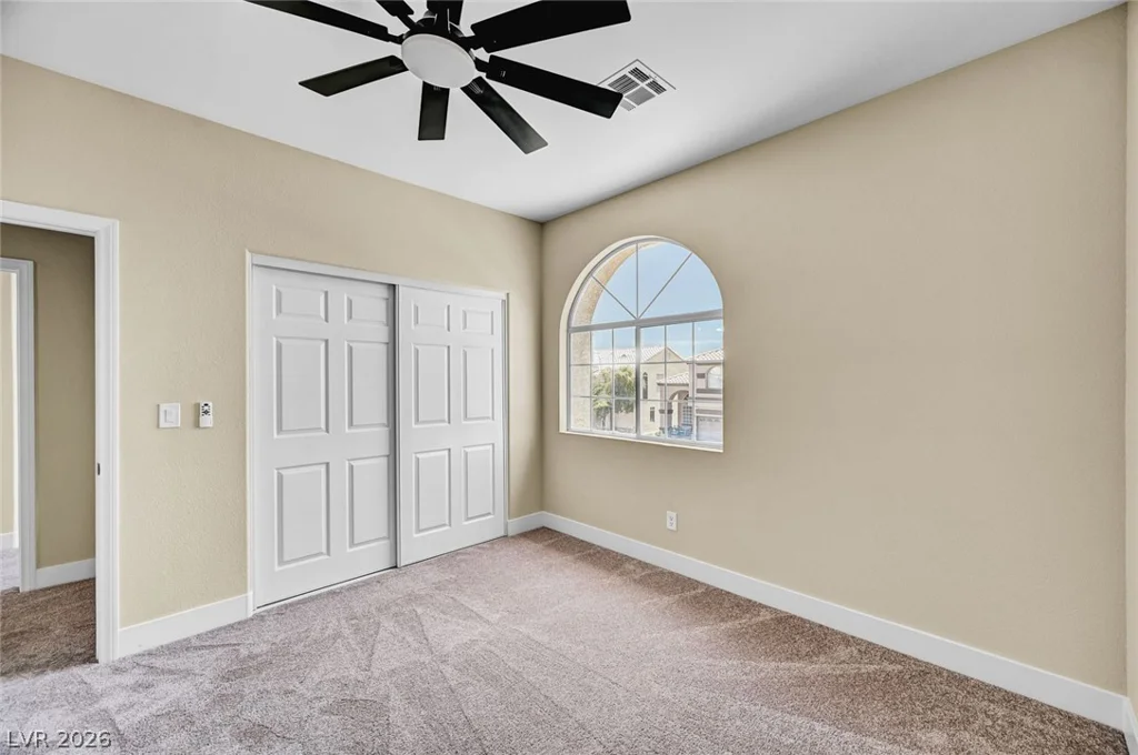 8104 Rio De Janeiro, Las Vegas, NV 89128