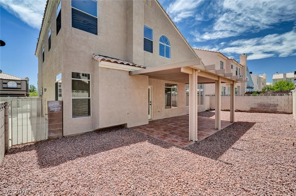 8104 Rio De Janeiro, Las Vegas, NV 89128