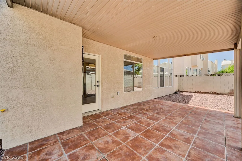 8104 Rio De Janeiro, Las Vegas, NV 89128