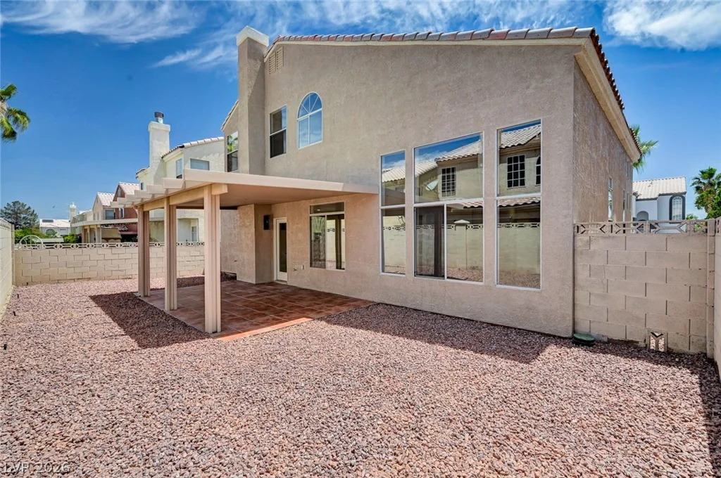 8104 Rio De Janeiro, Las Vegas, NV 89128