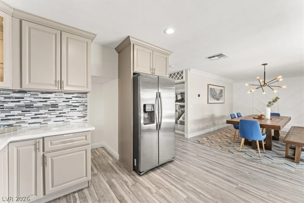 6441 Hummingbird, Las Vegas, NV 89103