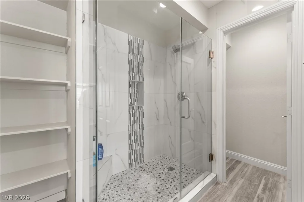 6441 Hummingbird, Las Vegas, NV 89103