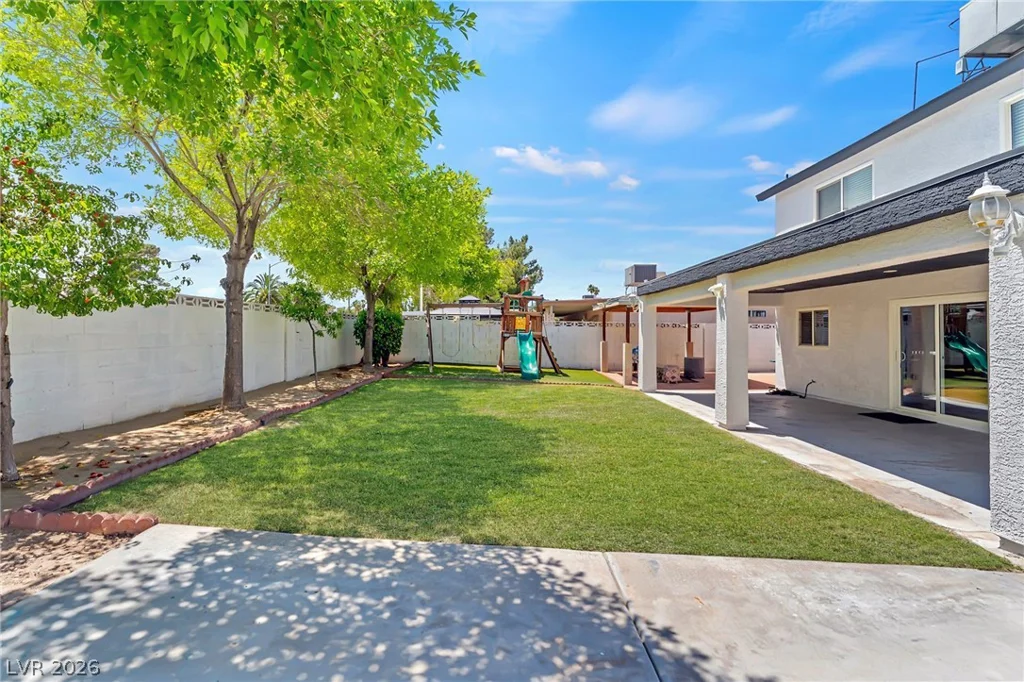 6441 Hummingbird, Las Vegas, NV 89103