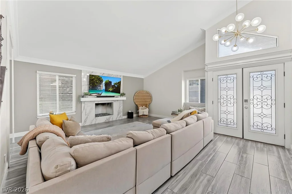 6441 Hummingbird, Las Vegas, NV 89103