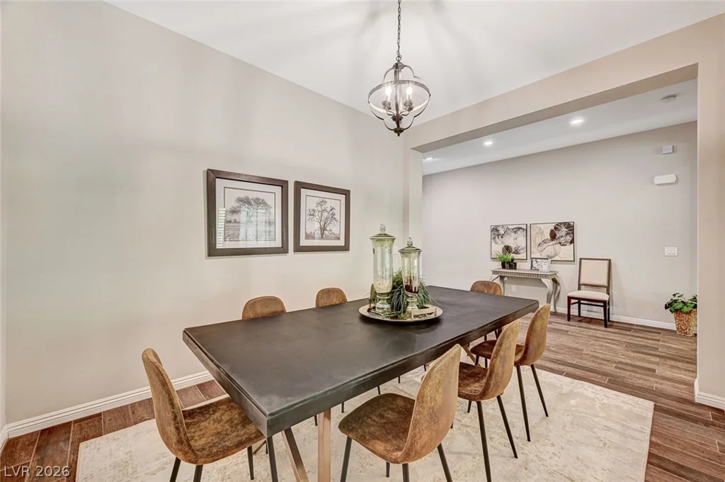 6803 Regency Crest, Las Vegas, NV 89148