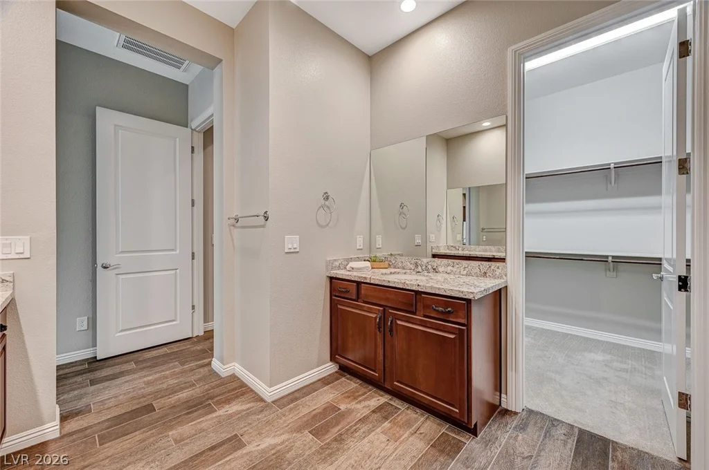 6803 Regency Crest, Las Vegas, NV 89148