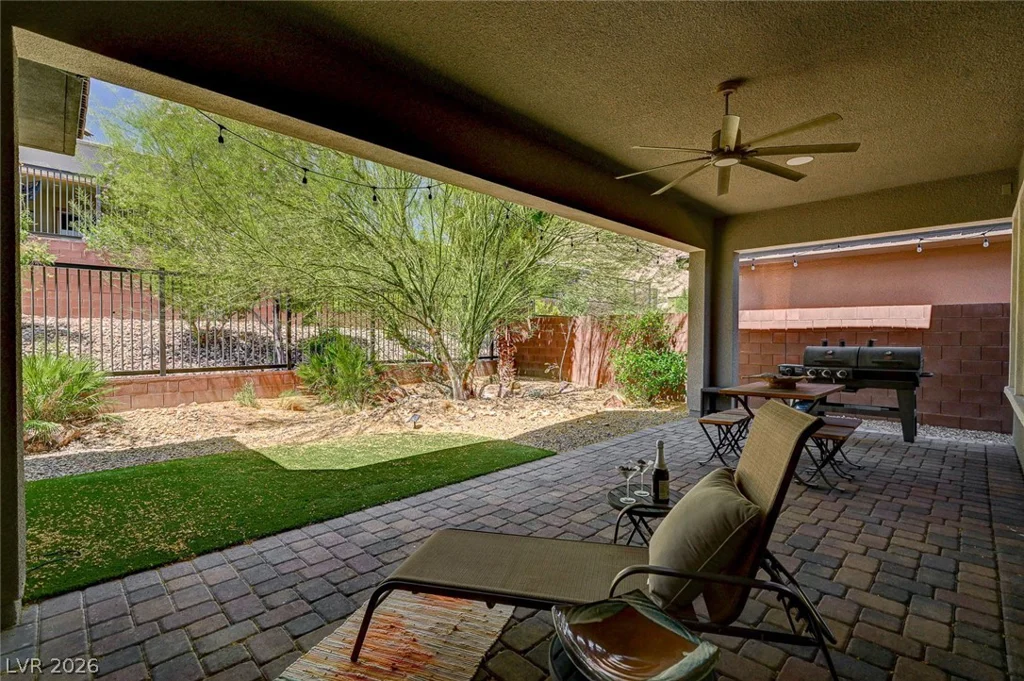 6803 Regency Crest, Las Vegas, NV 89148