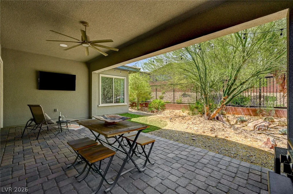6803 Regency Crest, Las Vegas, NV 89148