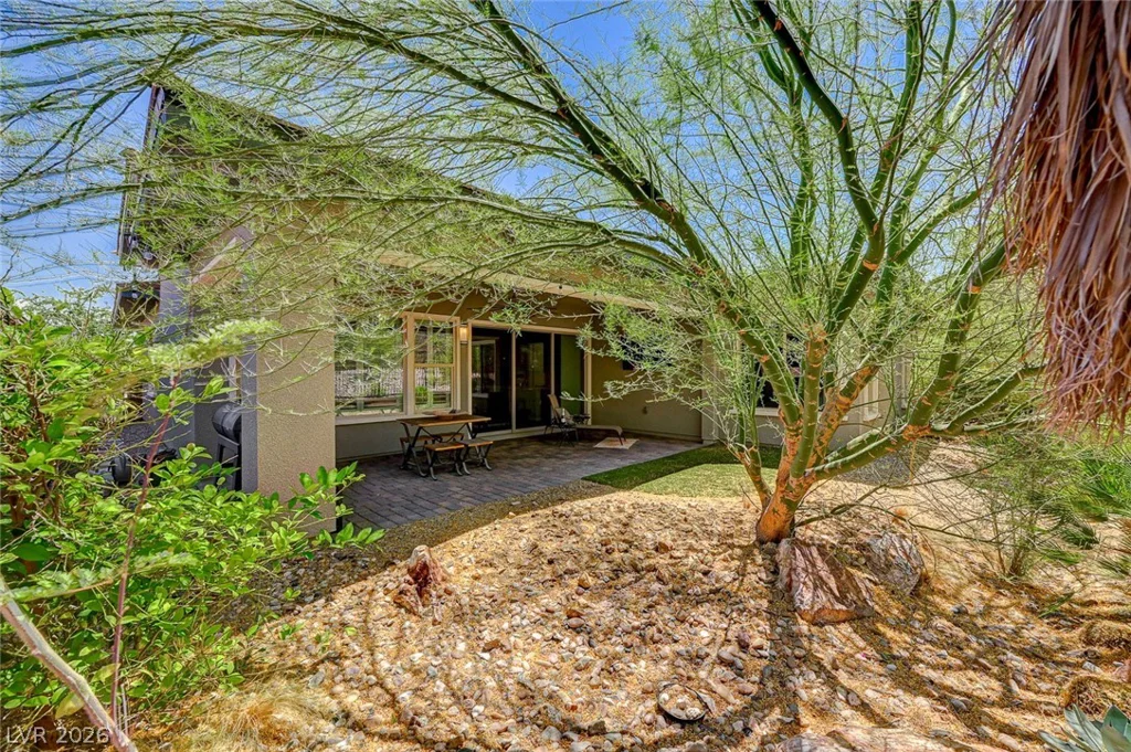 6803 Regency Crest, Las Vegas, NV 89148