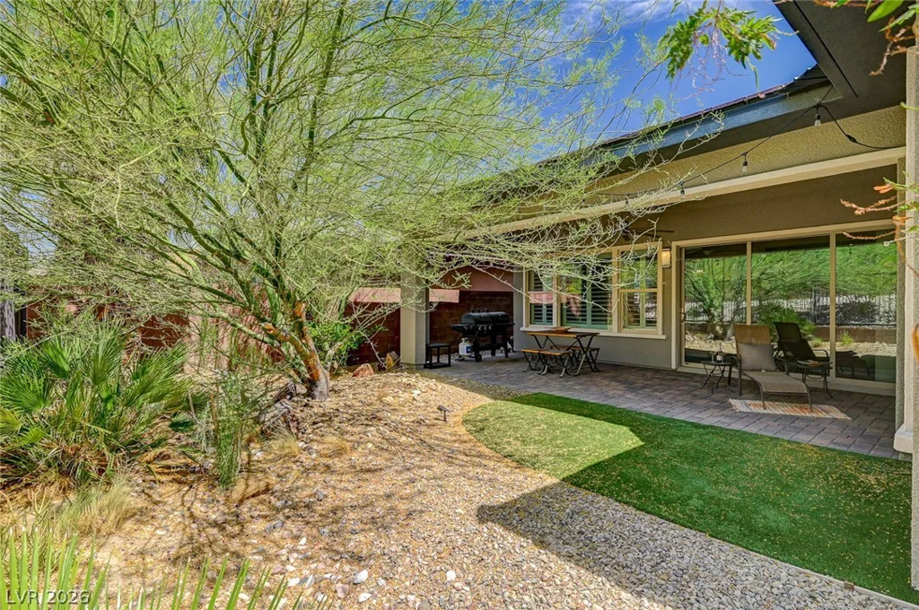 6803 Regency Crest, Las Vegas, NV 89148