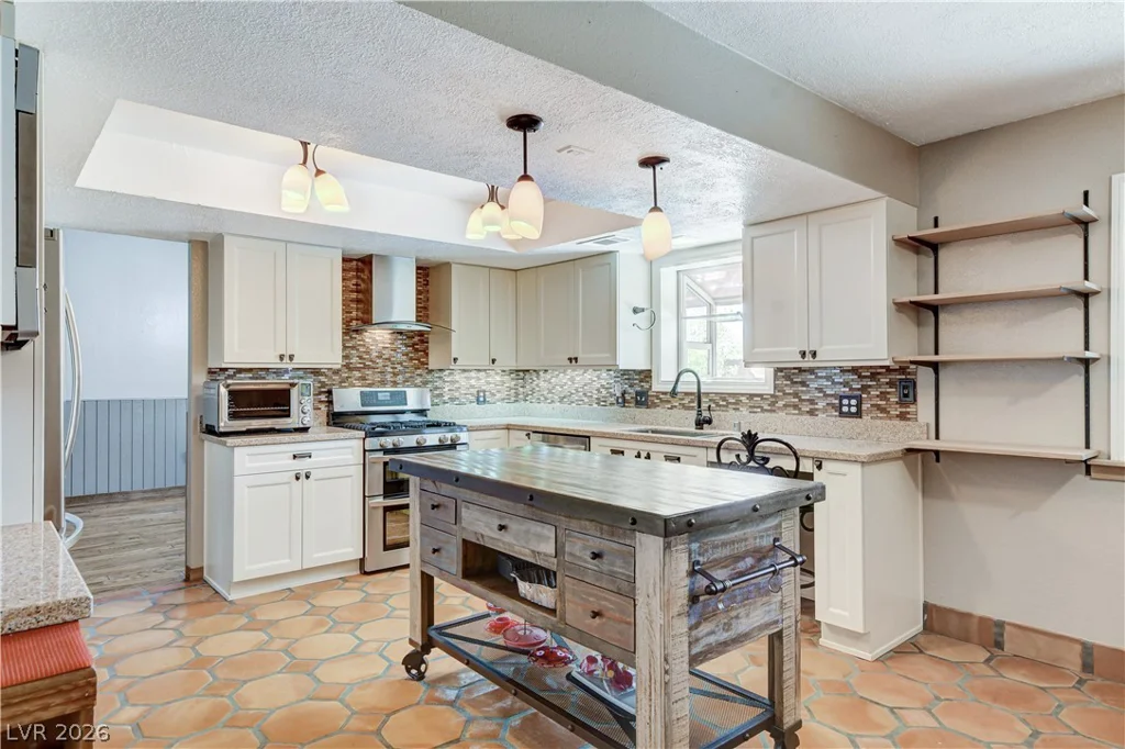 845 Robinson, Boulder City, NV 89005