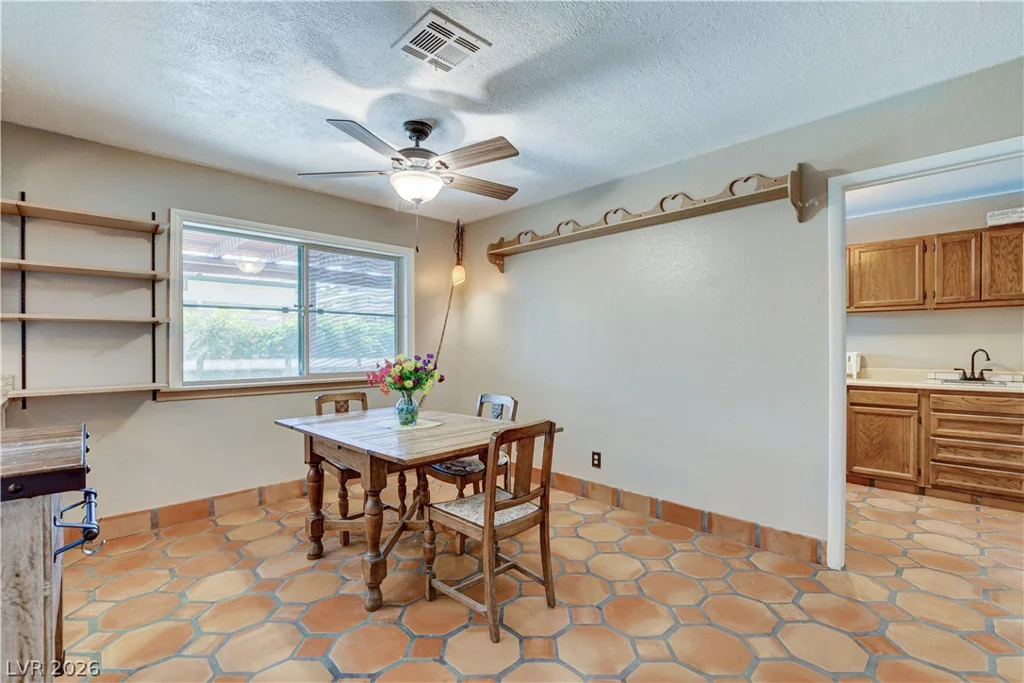845 Robinson, Boulder City, NV 89005