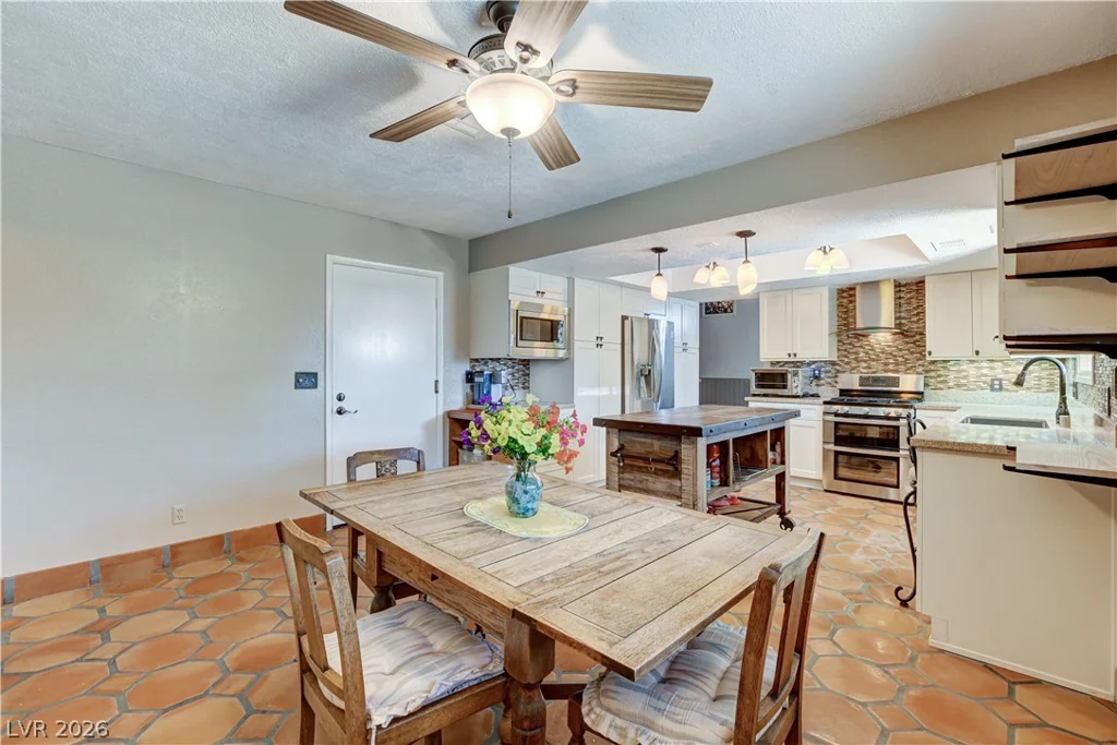 845 Robinson, Boulder City, NV 89005