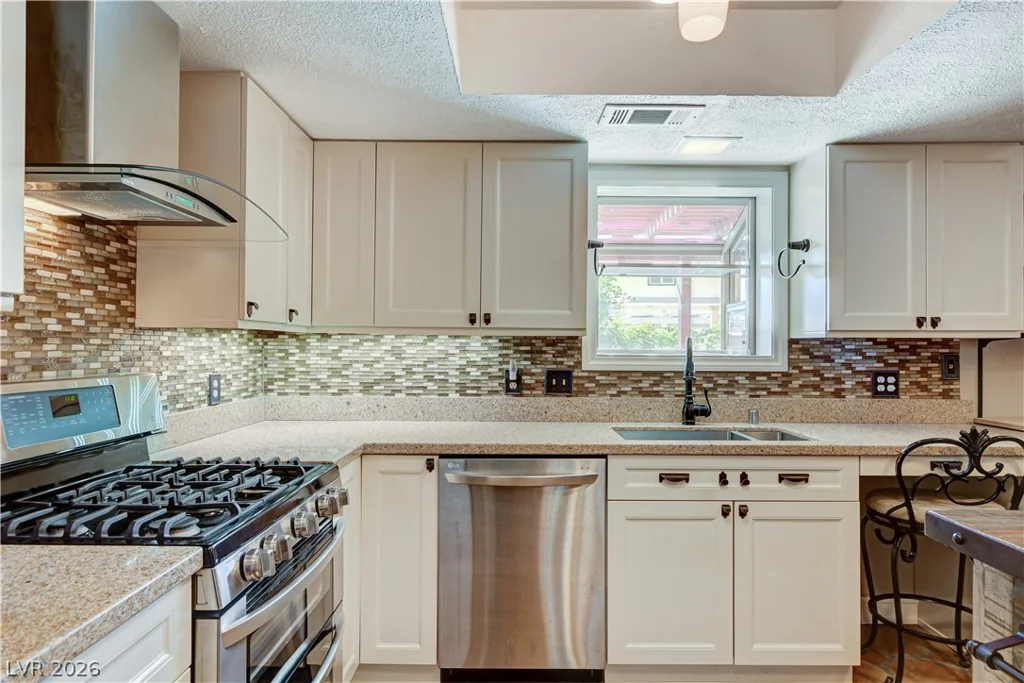 845 Robinson, Boulder City, NV 89005