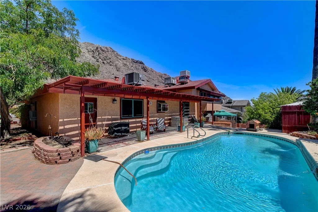 845 Robinson, Boulder City, NV 89005