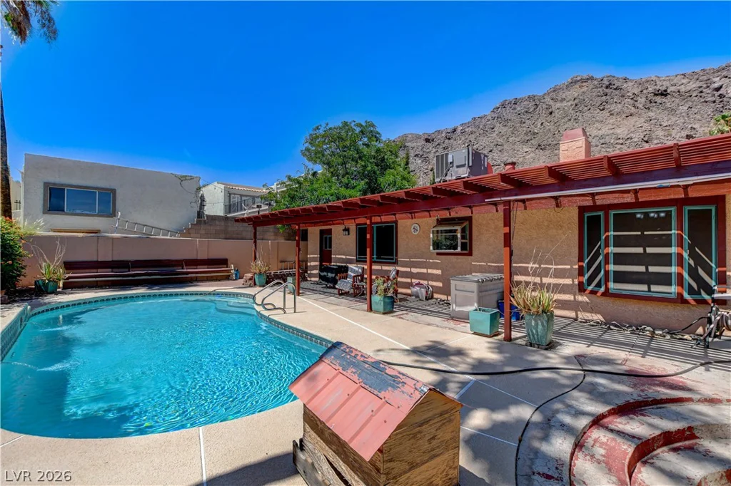 845 Robinson, Boulder City, NV 89005