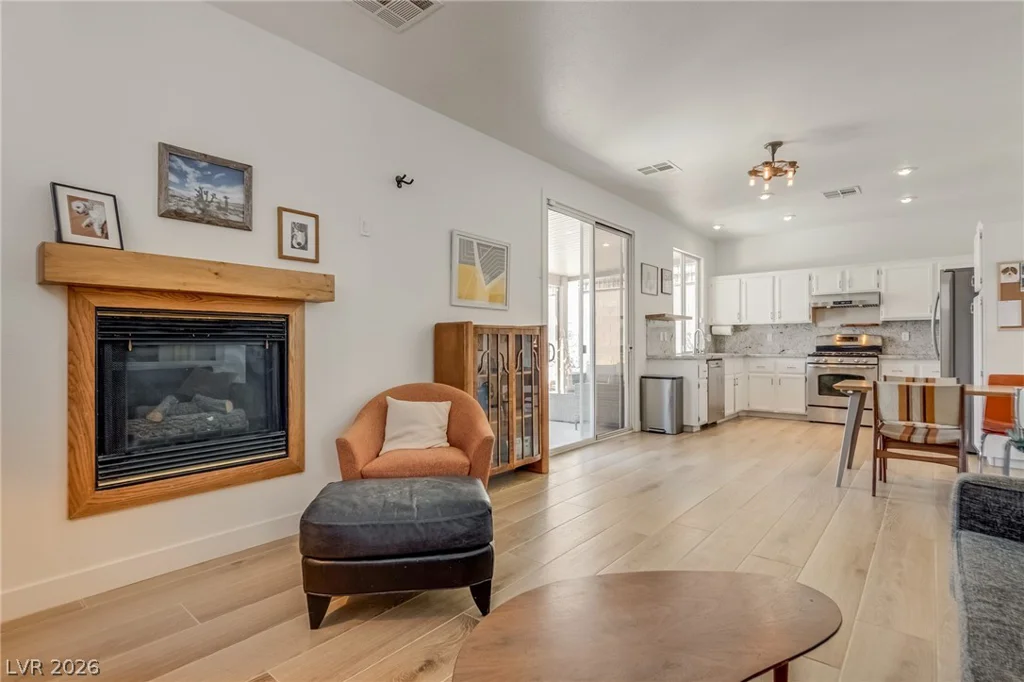 10059 Floragold, Las Vegas, NV 89147