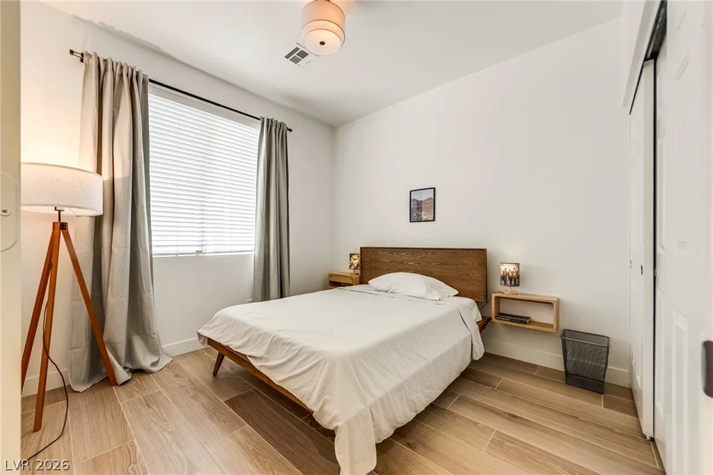 10059 Floragold, Las Vegas, NV 89147