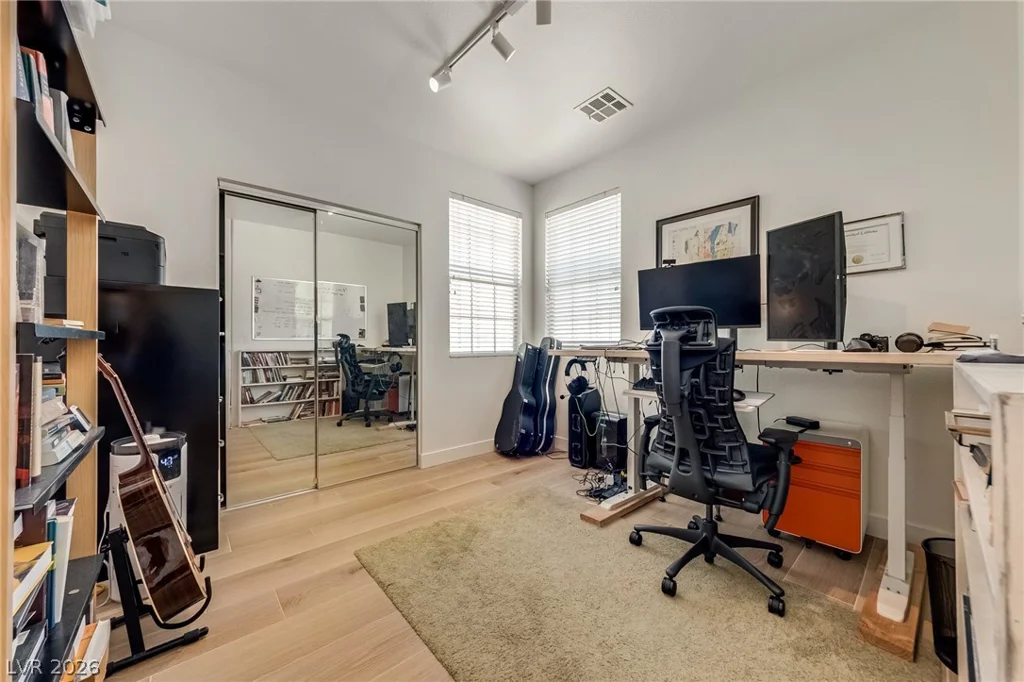 10059 Floragold, Las Vegas, NV 89147