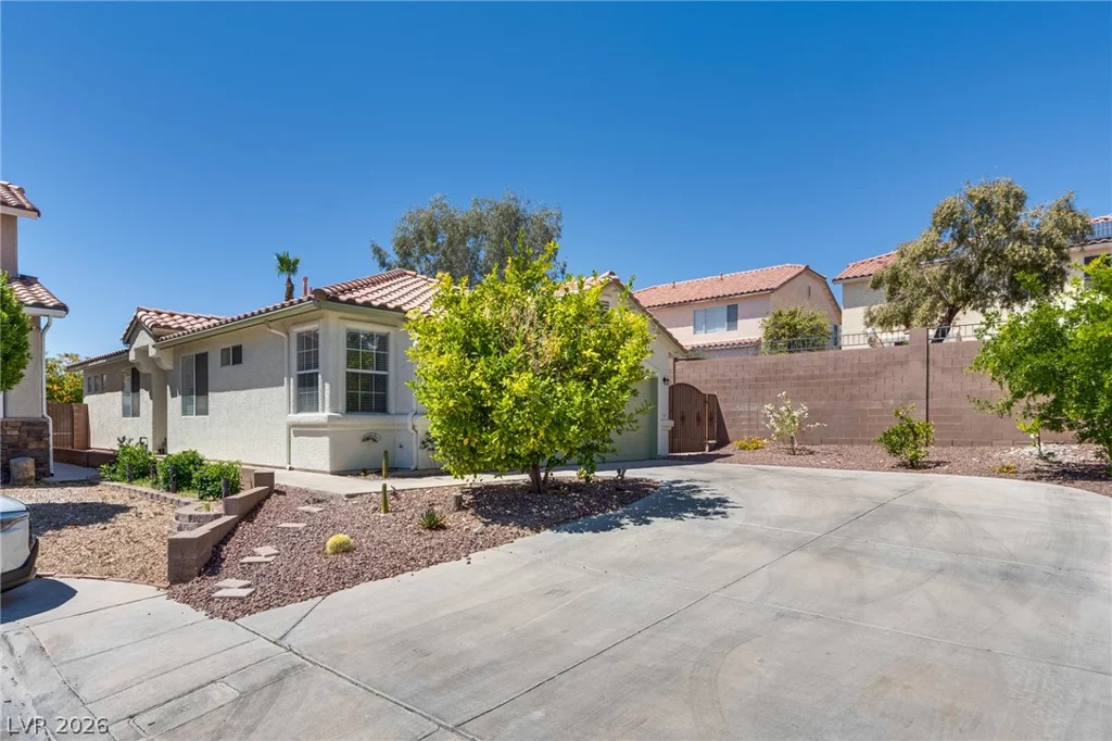 10059 Floragold, Las Vegas, NV 89147