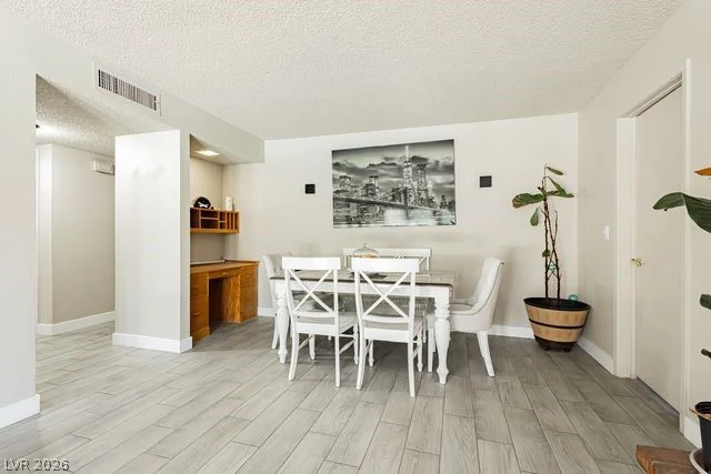 5445 El Roble, Las Vegas, NV 89120
