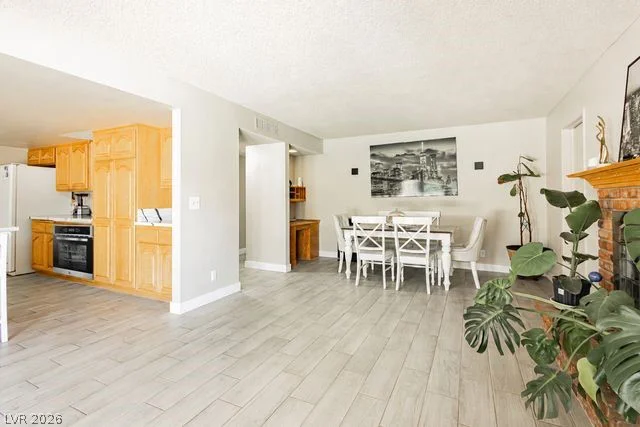 5445 El Roble, Las Vegas, NV 89120