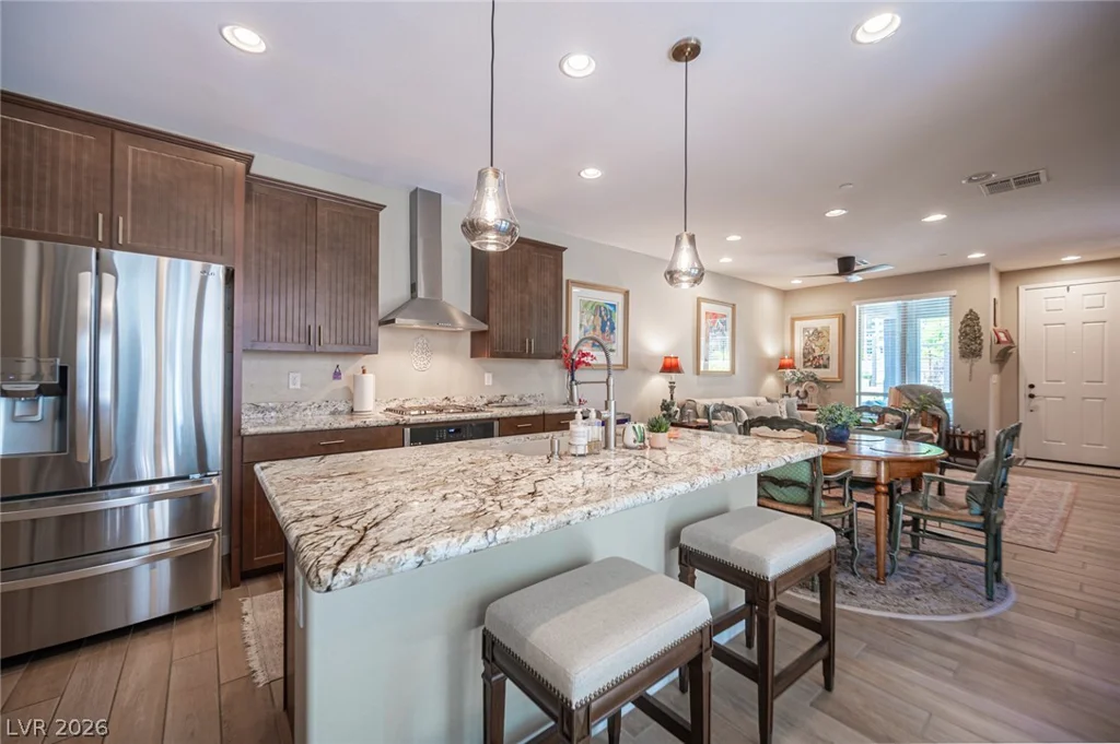 11692 Emerald Lake, Las Vegas, NV 89138