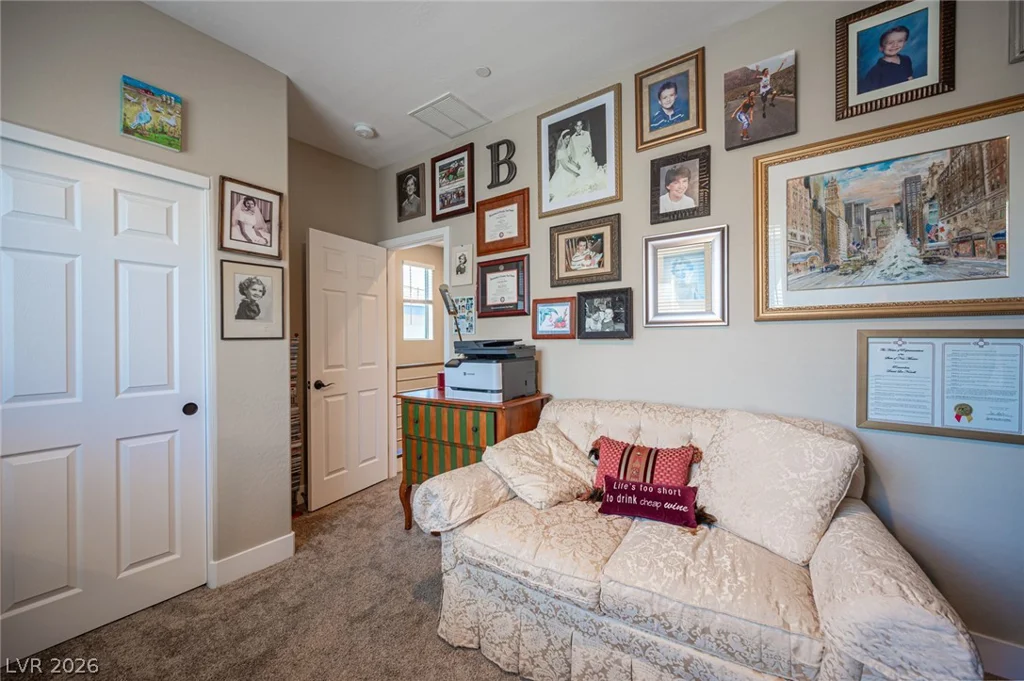11692 Emerald Lake, Las Vegas, NV 89138