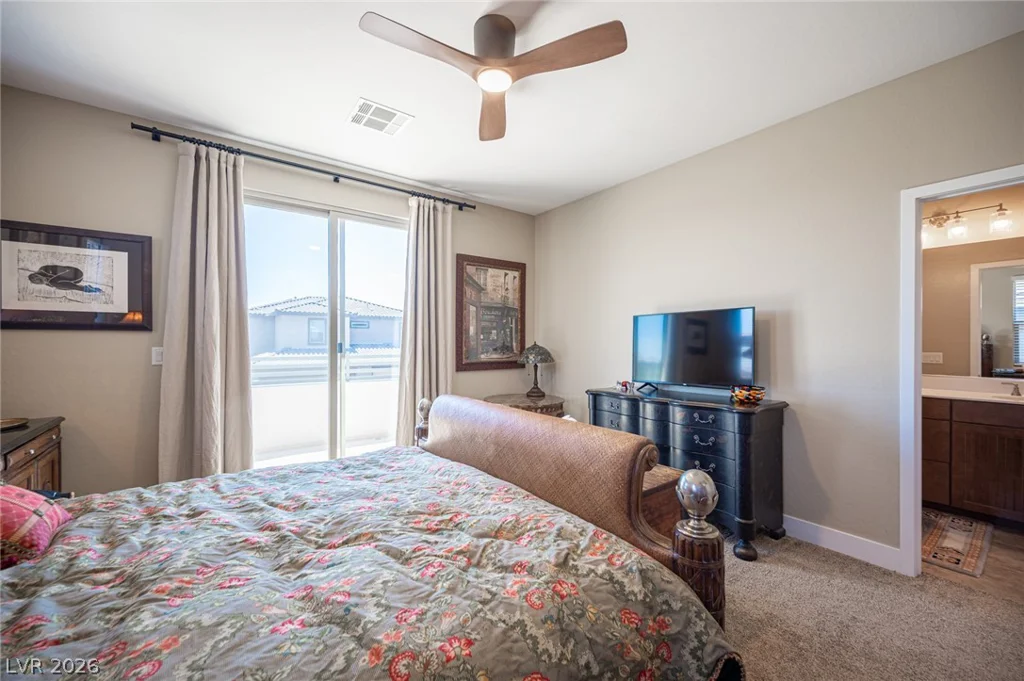 11692 Emerald Lake, Las Vegas, NV 89138