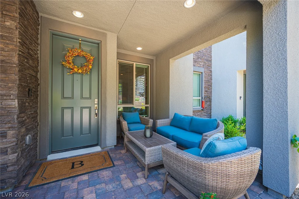 11692 Emerald Lake, Las Vegas, NV 89138