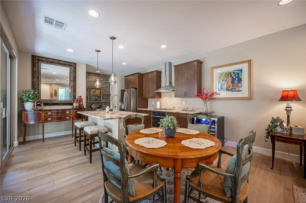 11692 Emerald Lake, Las Vegas, NV 89138