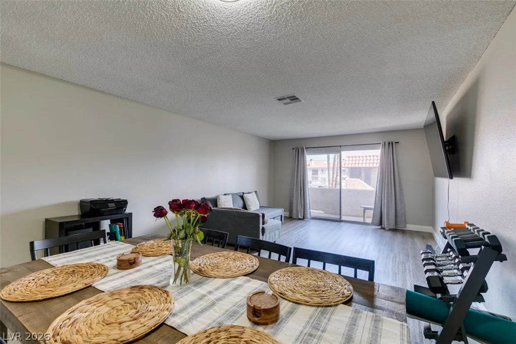 1784 Jupiter, Las Vegas, NV 89119